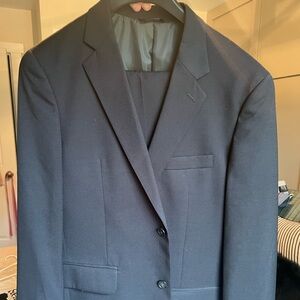 40R suit top & 32 waist suit pants. Dark blue suit only worn once basically new.